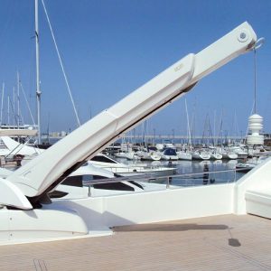 hyraulic crane g711 for flybridge - besenzoni - gineico marine